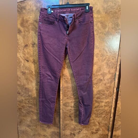 Articles Of Society Women's red rock and roll Jeans - Picture 8 of 8